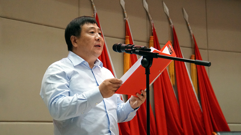 集團金輝在市國資委系統慶祝建黨97周年表彰會上誦讀《梁家河》節(jié)選